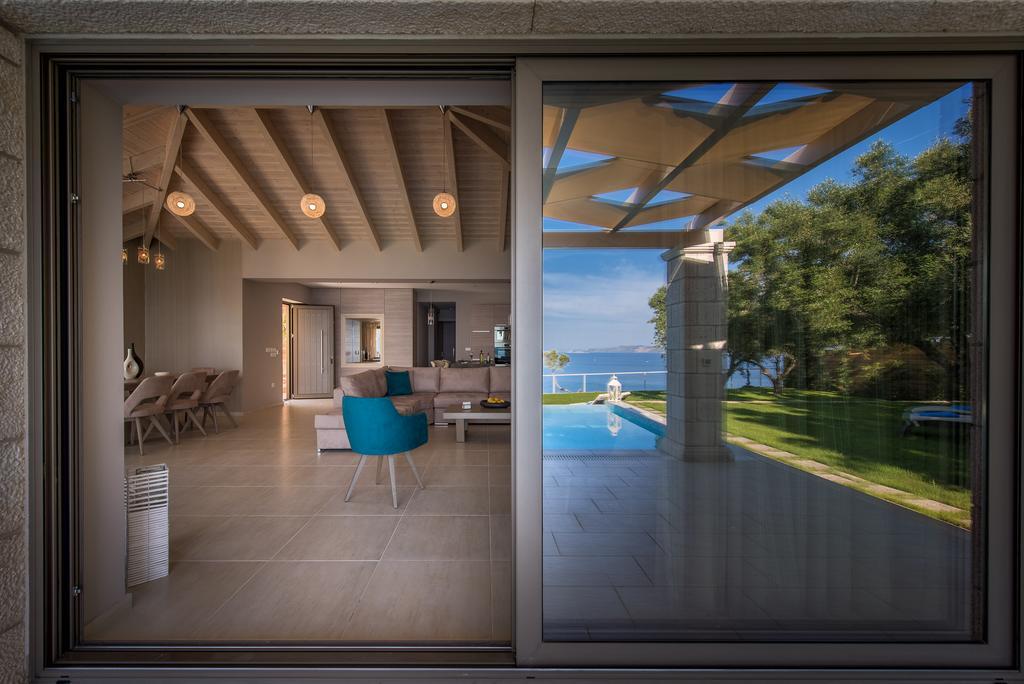 Avra Luxury Villa & Spa Keri Room photo